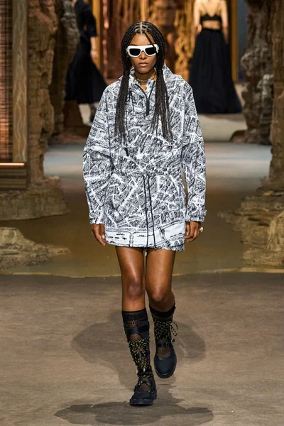 Look 21